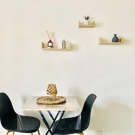Au Calme Confort & Proche Centre Apartman Le Mans Kültér fotó