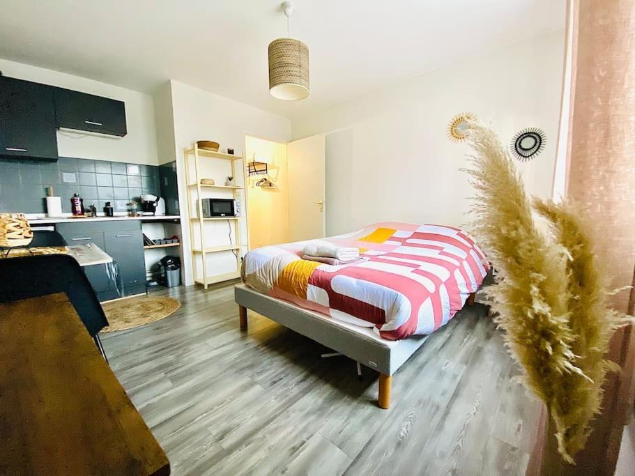 Au Calme Confort & Proche Centre Apartman Le Mans Kültér fotó
