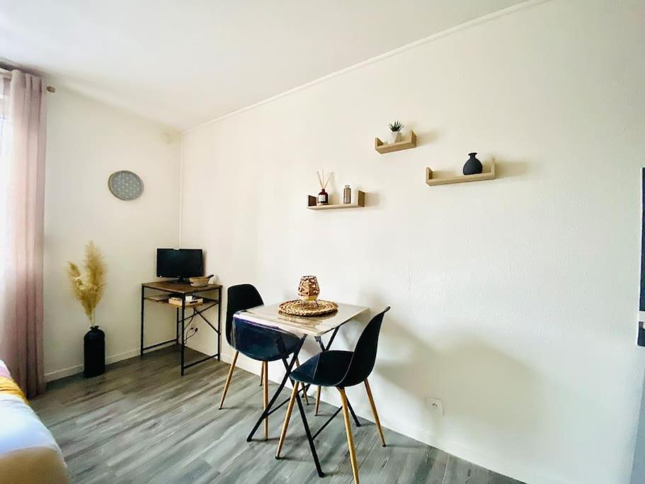 Au Calme Confort & Proche Centre Apartman Le Mans Kültér fotó
